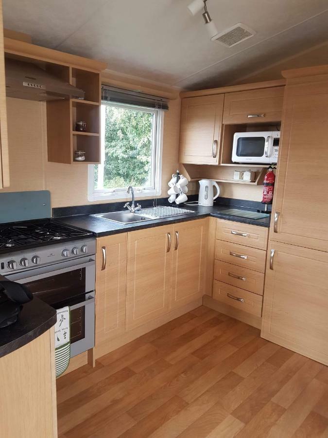 Caravan For Rent At Tattershall Holiday Park المظهر الخارجي الصورة