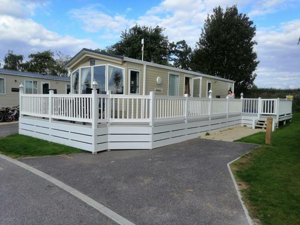 Caravan For Rent At Tattershall Holiday Park المظهر الخارجي الصورة