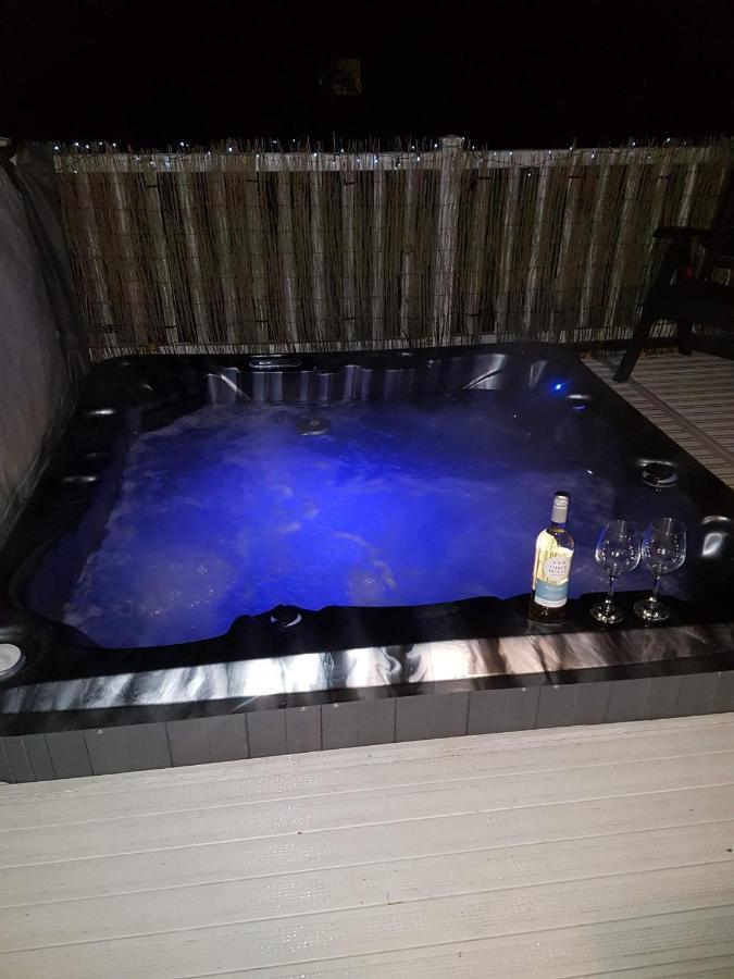 Caravan For Rent At Tattershall Holiday Park المظهر الخارجي الصورة
